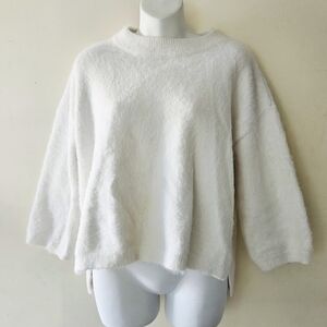 High Low Fuzzy Off White / Cream Women Crew Neck Sweater 3/4 Wide Sleeve Sz.S